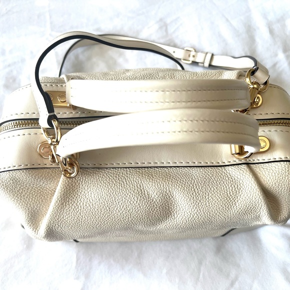 Cream Coach Bag - Picture 6 of 11